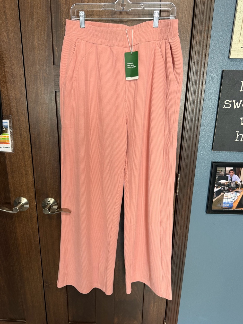 HALARA Wide-Leg Ribbed Pants in Dusty Rose